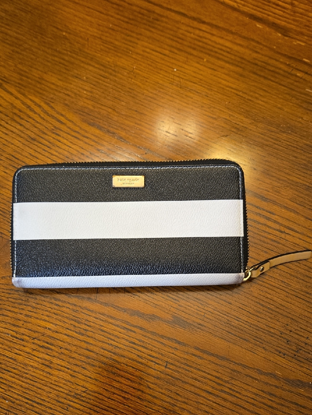 kate spade Black and White Striped Zip Wallet with Gold Plaque